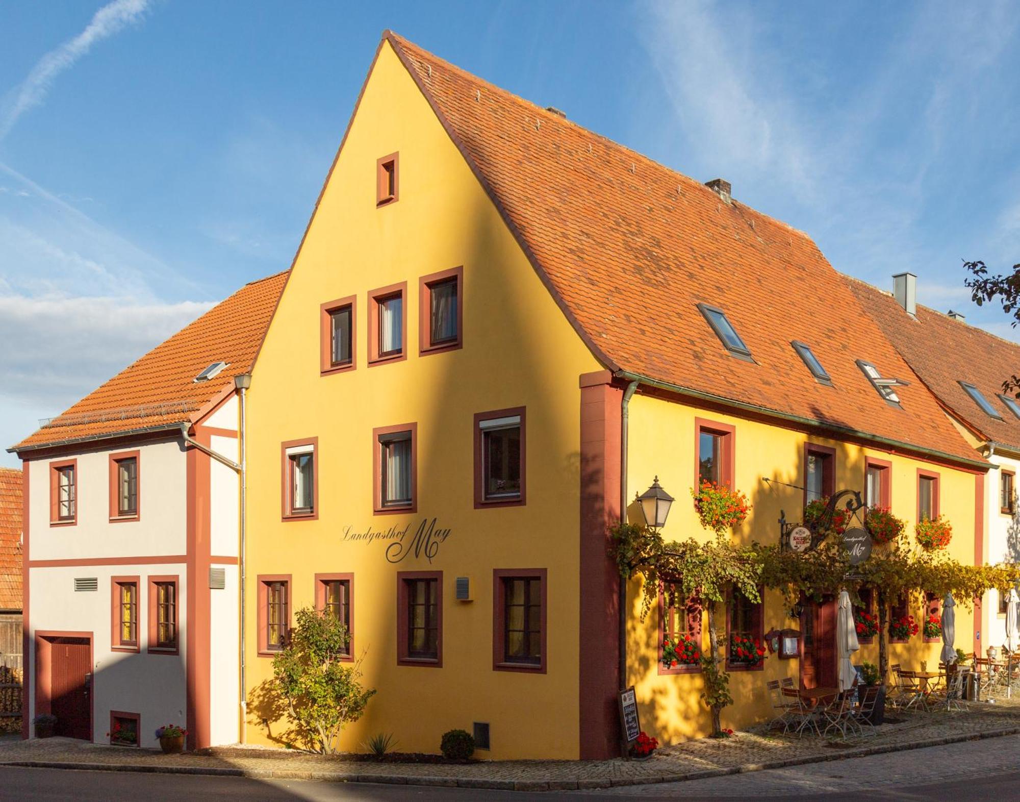Landgasthof May Willanzheim Exterior photo
